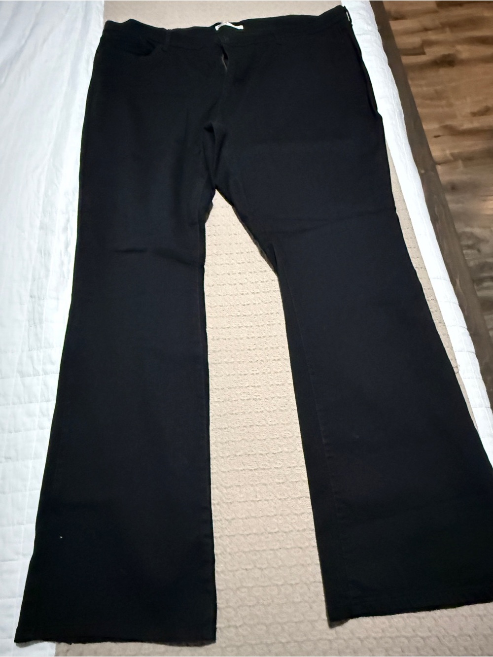 Signature byLeviStrauss&Co.GoldLabel Womens Totally Shaping Bootcut